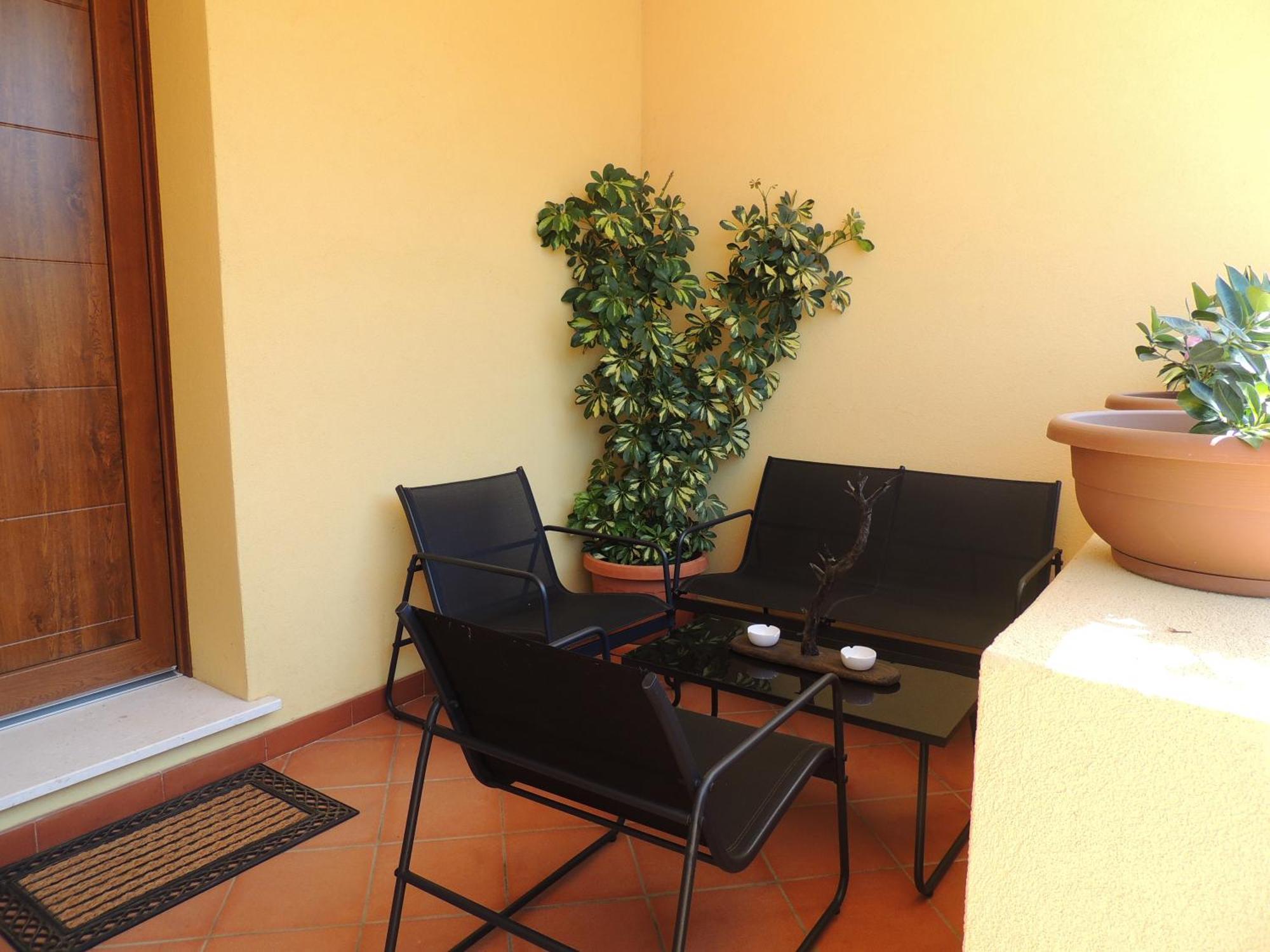 Lalu'S B&B Sorso Exterior foto